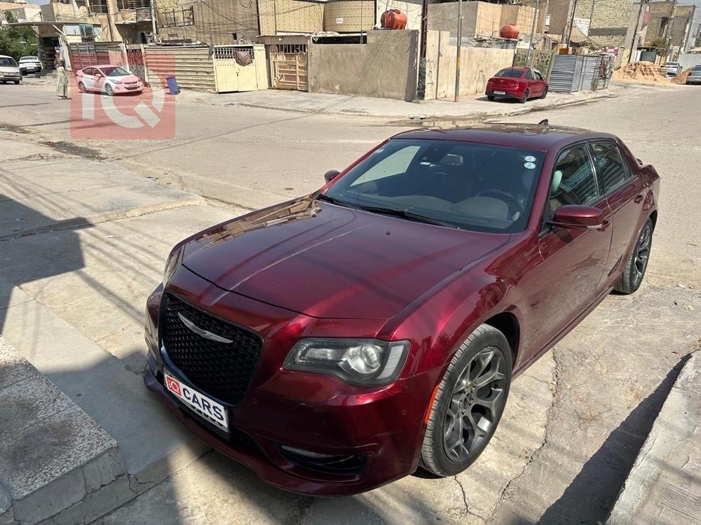 كرايسلر 300